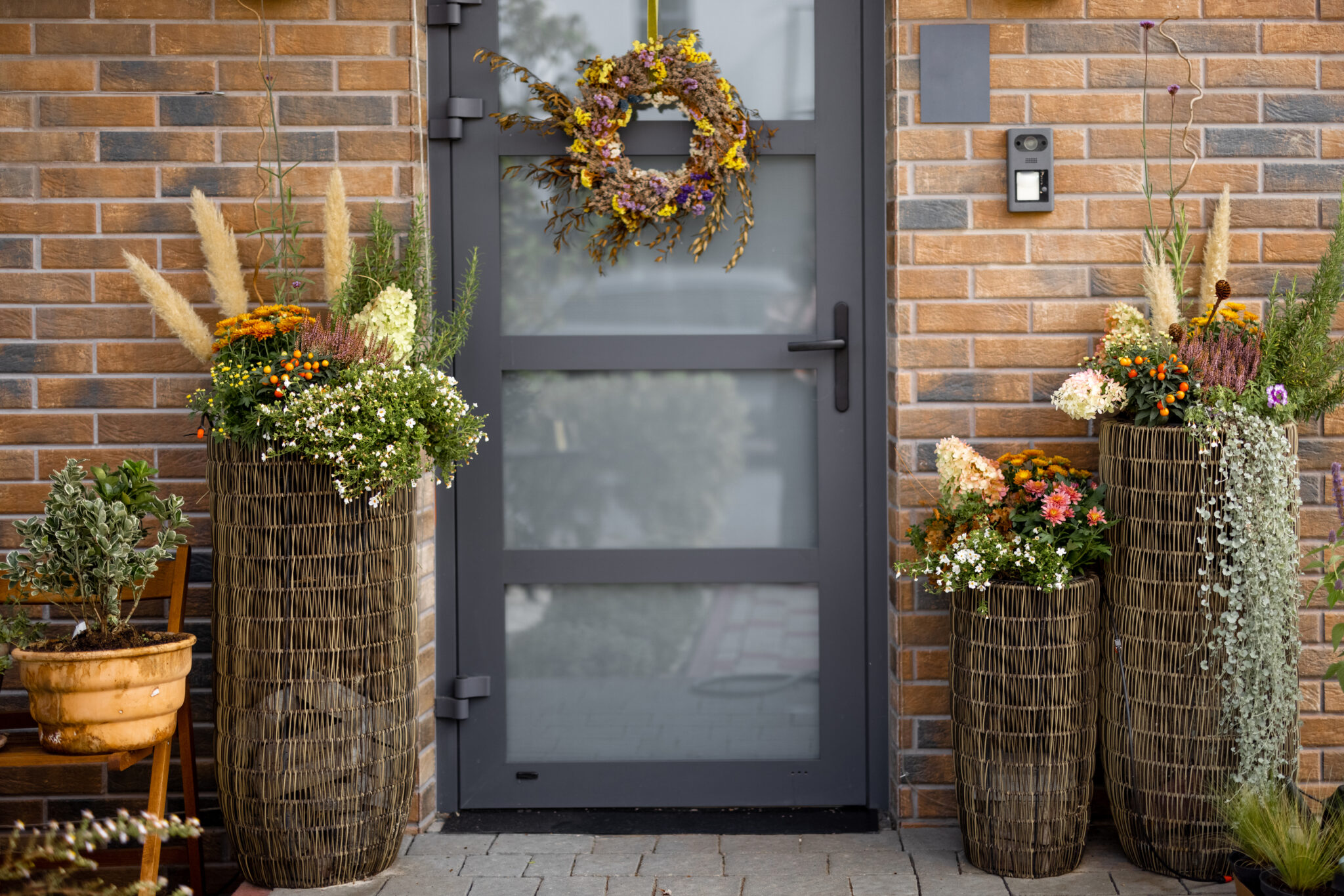 Best Plants For Front Porch Spice Up Your Entryway